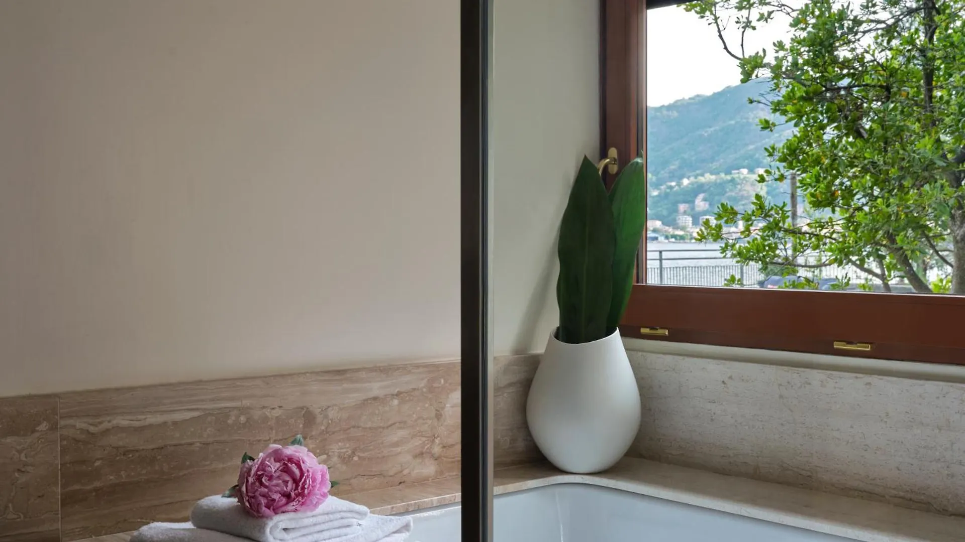 Hotel Villa Flori Como